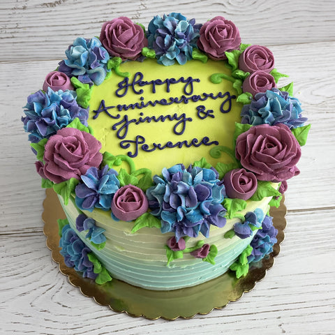 Roses and Hydrangeas Cake